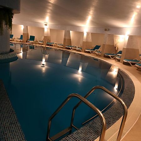 Condor Resort Dulcesti Luaran gambar