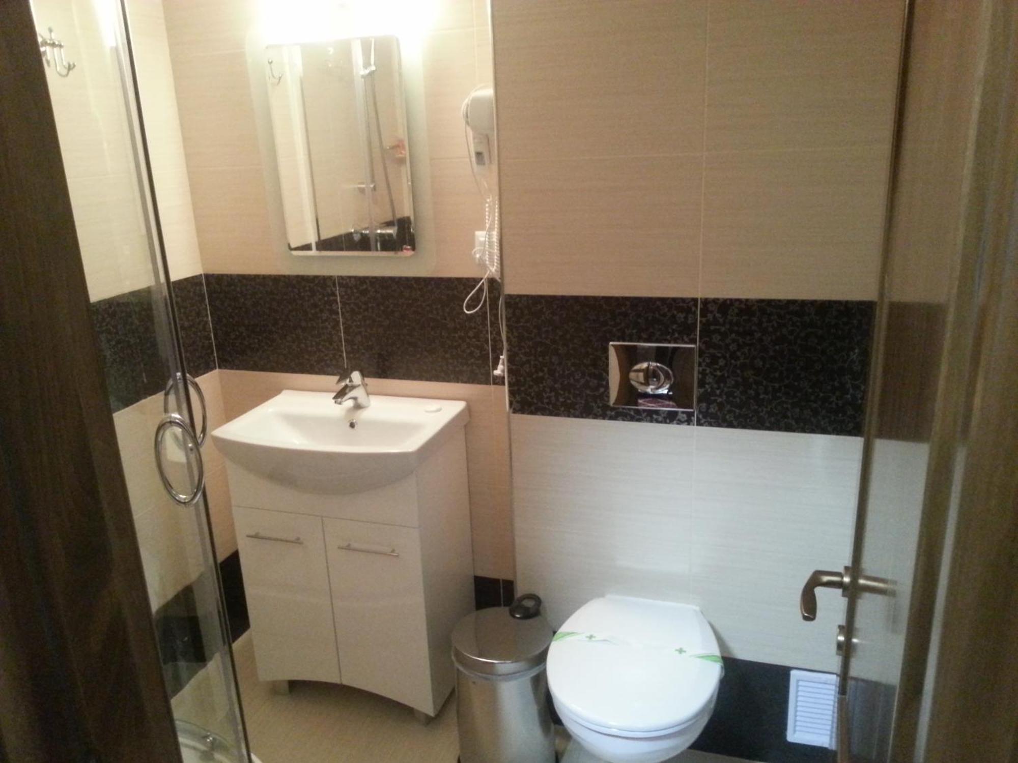 Condor Resort Dulcesti Bilik gambar